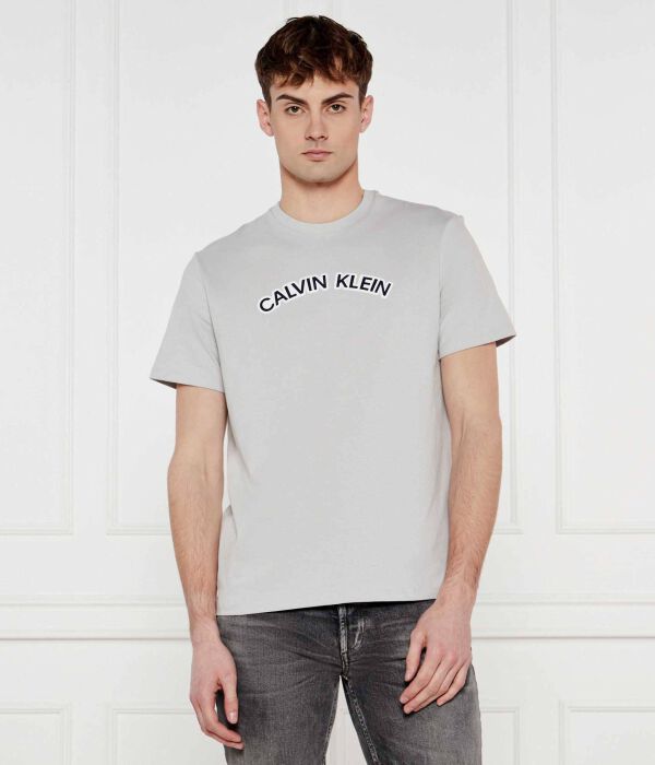 Футболки Regular fit Calvin Klein Jeans, серый
Футболки Regular fit Calvin Klein Jeans, серый