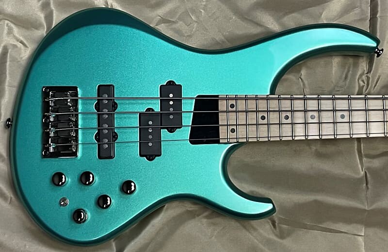 Басс гитара MTD Kingston Lynn Keller
Басс гитара MTD Kingston Lynn Keller