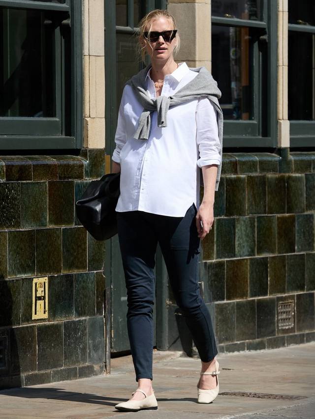 Органические брюки для беременных Finlay Isabella Oliver, Caviar Black & Olive
Органические брюки для беременных Finlay Isabella Oliver, Caviar Black & Olive