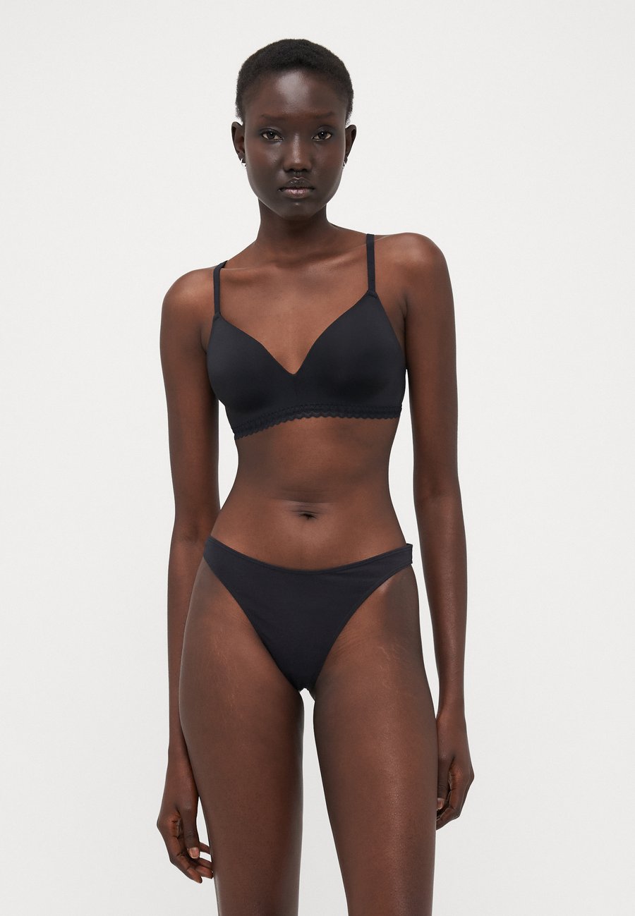 Трусы Even&Odd 5 PACK, Black
Трусы Even&Odd 5 PACK, Black