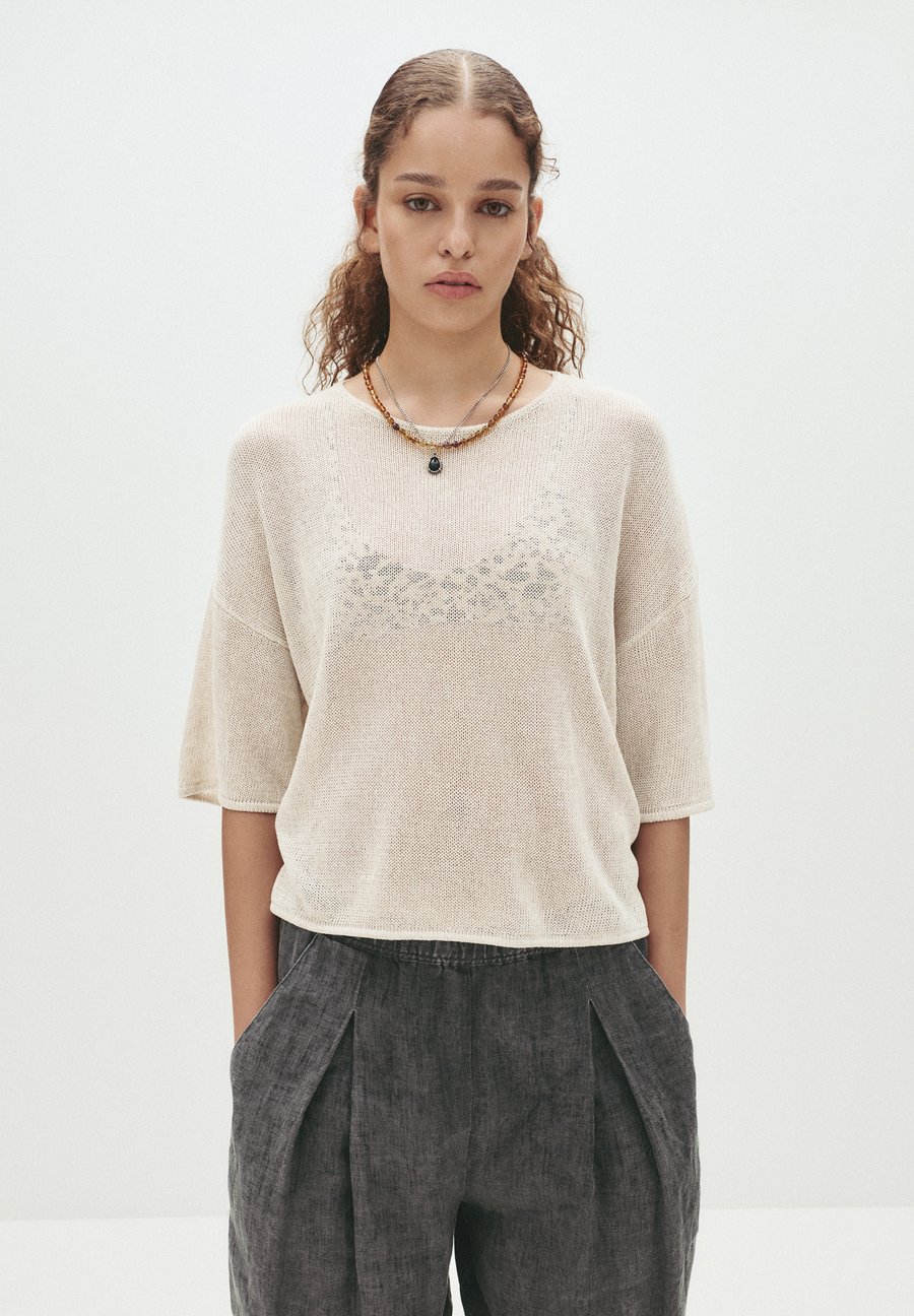 Джемпер PULL&BEAR Jumper, Beige
Джемпер PULL&BEAR Jumper, Beige