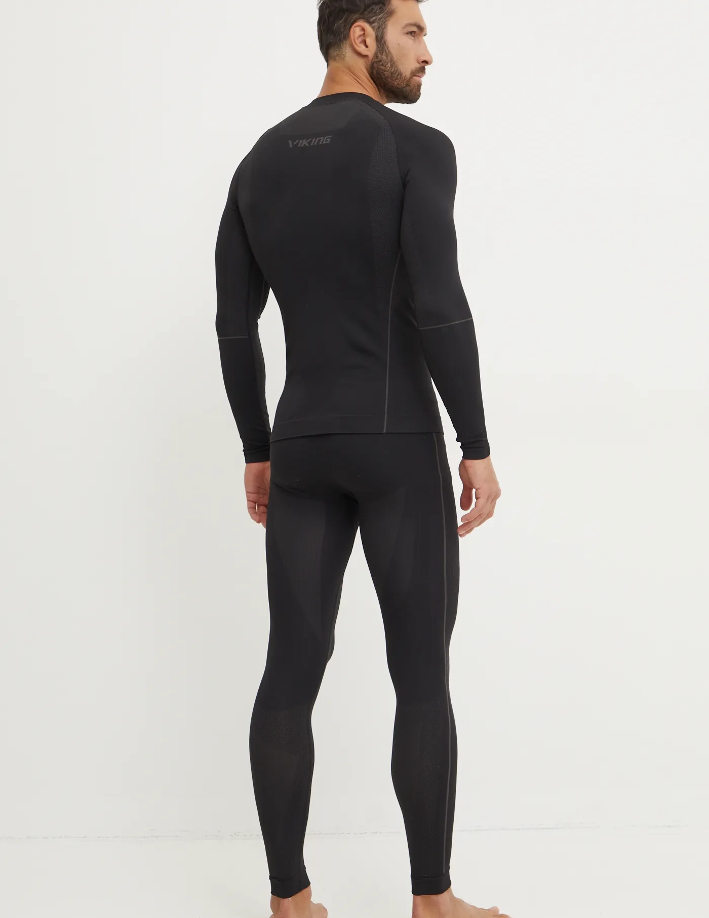 В комплекте с функциональным нижним бельем Eiger Viking, черный
В комплекте с функциональным нижним бельем Eiger Viking, черный