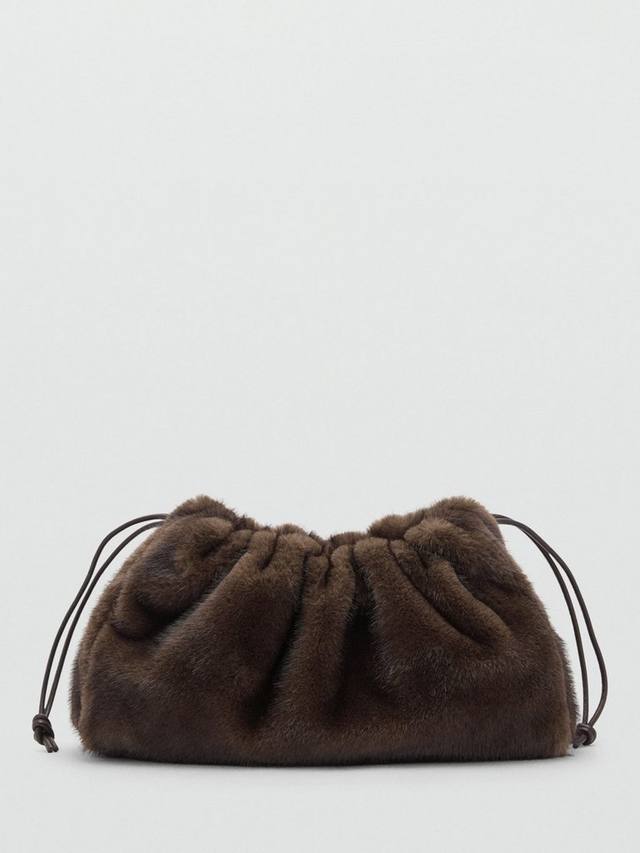 Клатч Popu из искусственного меха Mango, Dark Brown
Клатч Popu из искусственного меха Mango, Dark Brown