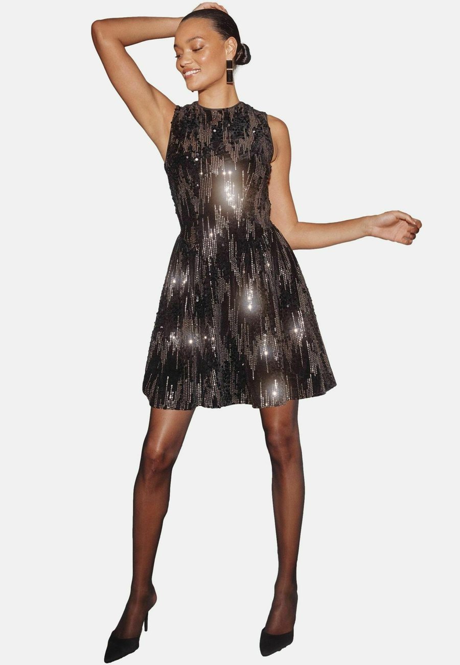 Платье Lipsy REGULAR FIT SEQUIN EMBELLISHED , Black
Платье Lipsy REGULAR FIT SEQUIN EMBELLISHED , Black