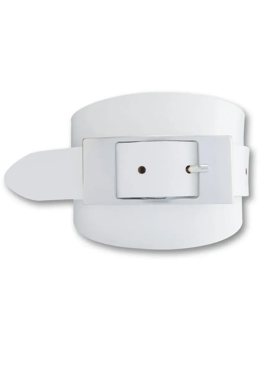 Кожаный ремень BERND GÖTZ с плоской прямоугольной серебряной застежкой, белый
Кожаный ремень BERND GÖTZ с плоской прямоугольной серебряной застежкой, белый