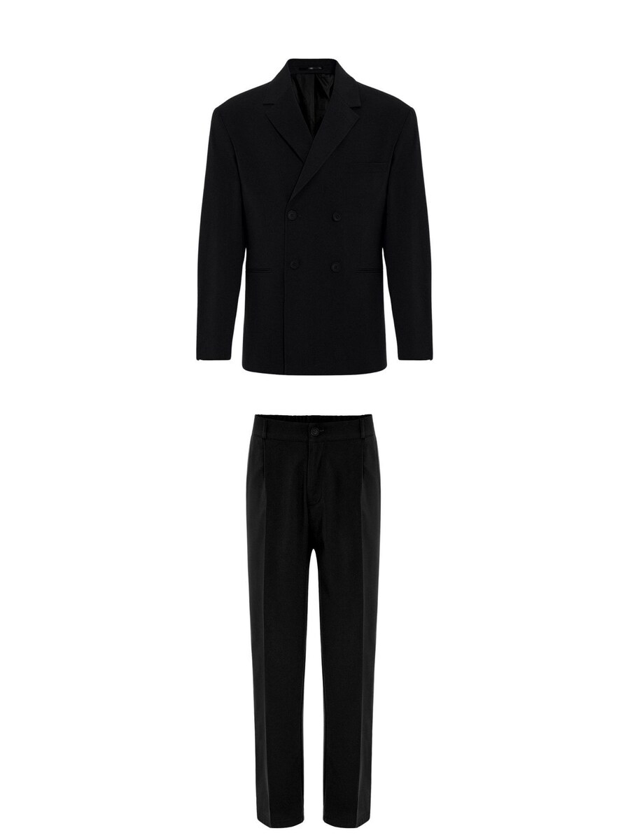 Костюм свободного кроя Dandalo, черный
Костюм свободного кроя Dandalo, черный