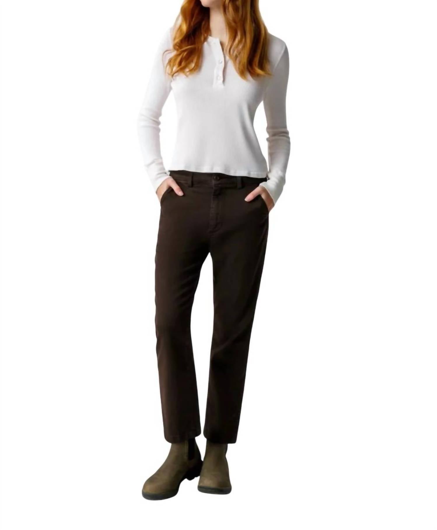 Легкие брюки в эспрессо AMO, цвет espresso
Легкие брюки в эспрессо AMO, цвет espresso