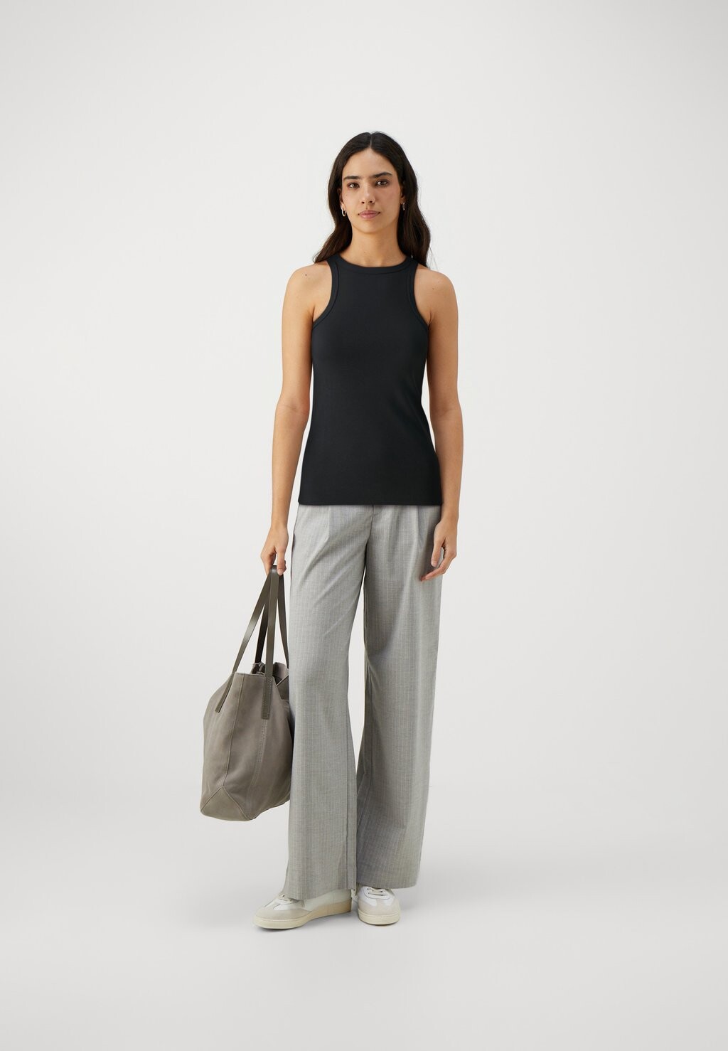 Топ The Plain Tank HUGO, черный 
Топ The Plain Tank HUGO, черный