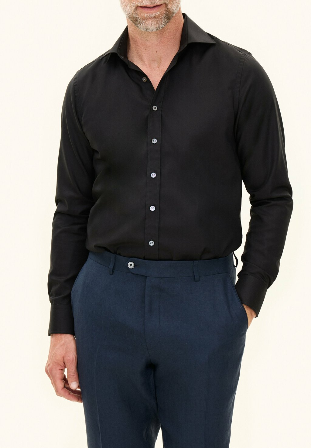 Рубашка Oscar Jacobson, черный
Рубашка Oscar Jacobson, черный