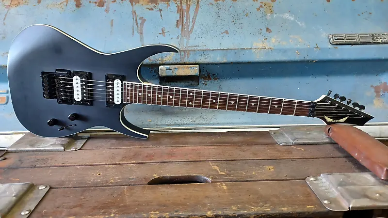 Электрогитара Dean Exile X Floyd Black Satin 2020s Matte
Электрогитара Dean Exile X Floyd Black Satin 2020s Matte