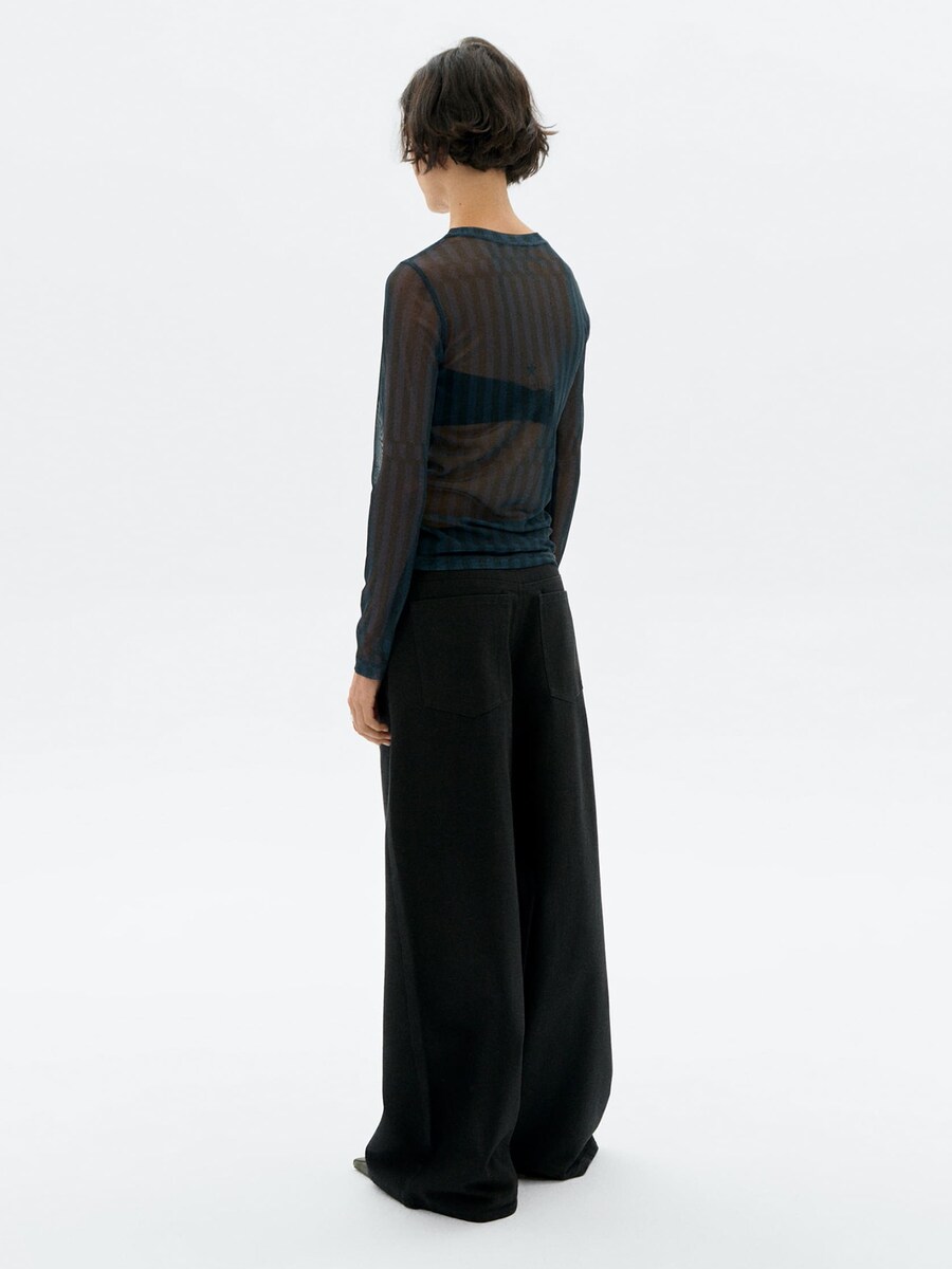 Джинсы с широкими штанинами Thinking MU Hedda, Black Denim
Джинсы с широкими штанинами Thinking MU Hedda, Black Denim