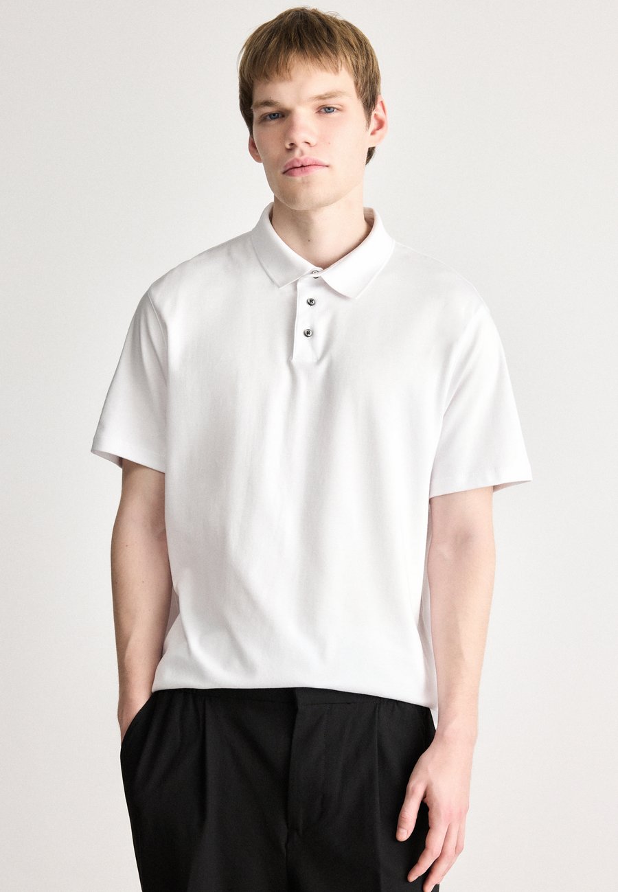 Поло Calvin Klein Polo shirt, Bright White/White, Белый, Поло Calvin Klein Polo shirt, Bright White/White
Поло Calvin Klein Polo shirt, Bright White/White, Белый, Поло Calvin Klein Polo shirt, Bright White/White