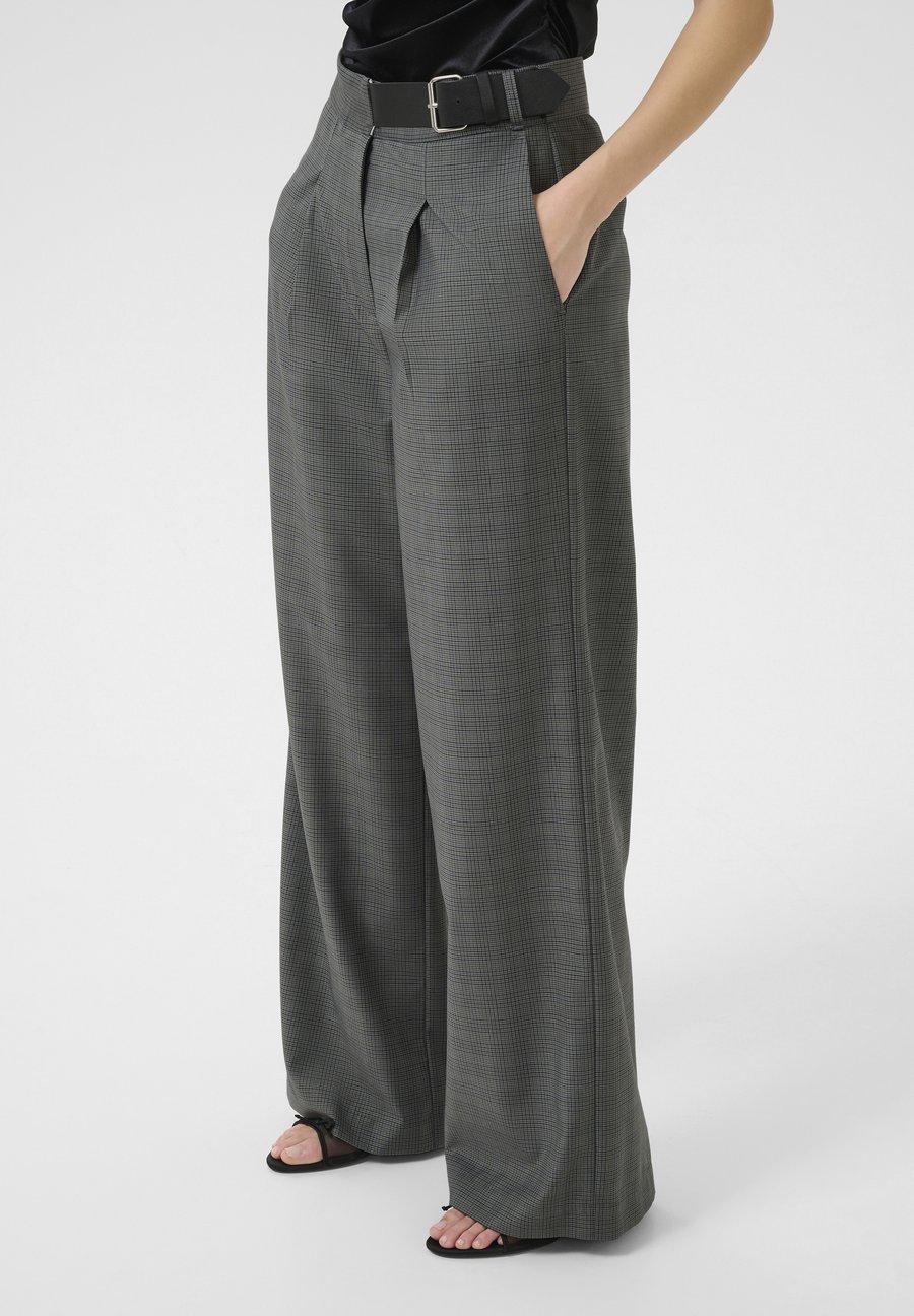 Брюки Karen by Simonsen CROS, Thunderstorm/Grey
Брюки Karen by Simonsen CROS, Thunderstorm/Grey