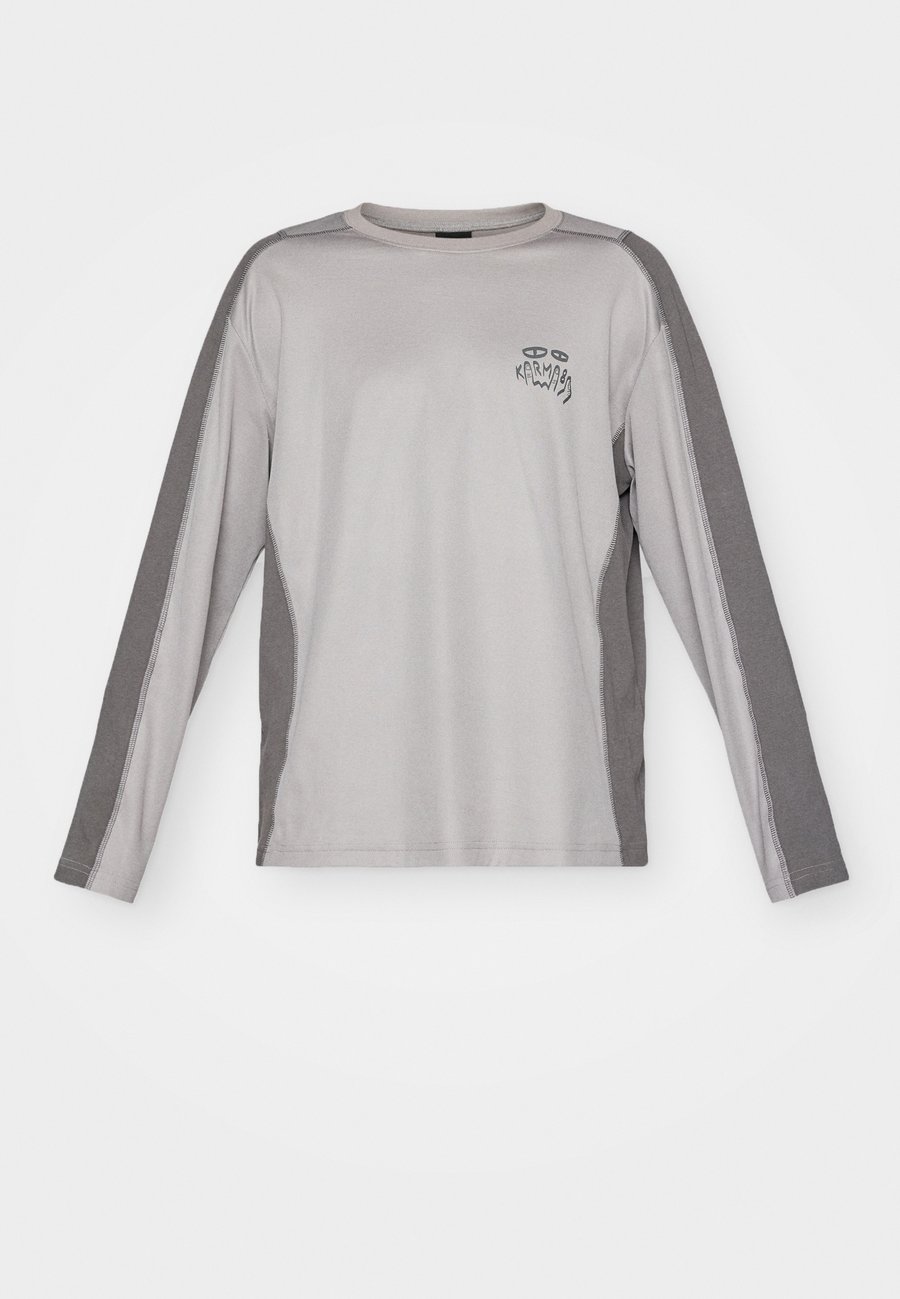 Топ Karma8a CUTOUT TRAINING TEE, Grey
Топ Karma8a CUTOUT TRAINING TEE, Grey