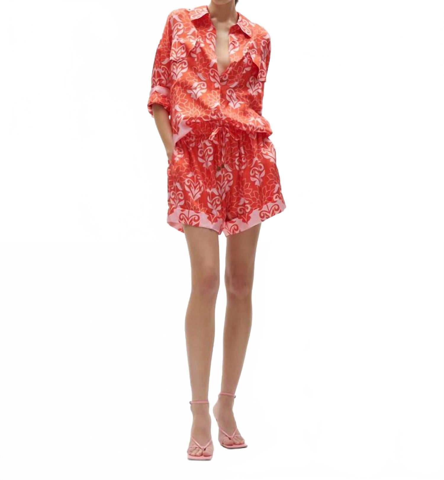 Шорты Coppins в мозаичном закатно-розовом FIGUE
Шорты Coppins в мозаичном закатно-розовом FIGUE