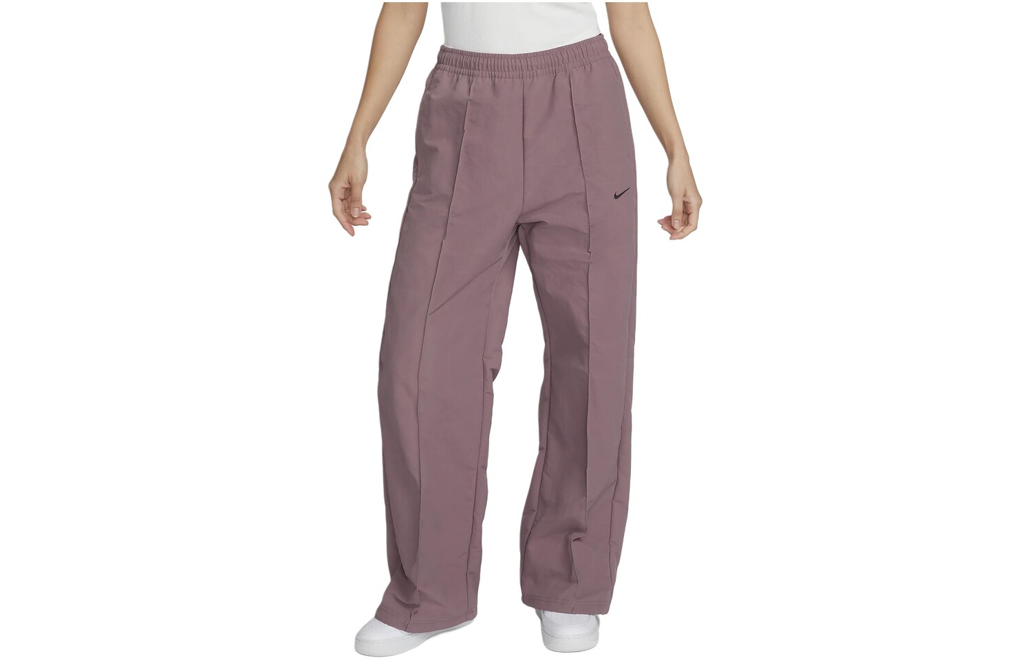 Повседневные брюки женские цвета дымчатой фуксии Nike
Повседневные брюки женские цвета дымчатой фуксии Nike