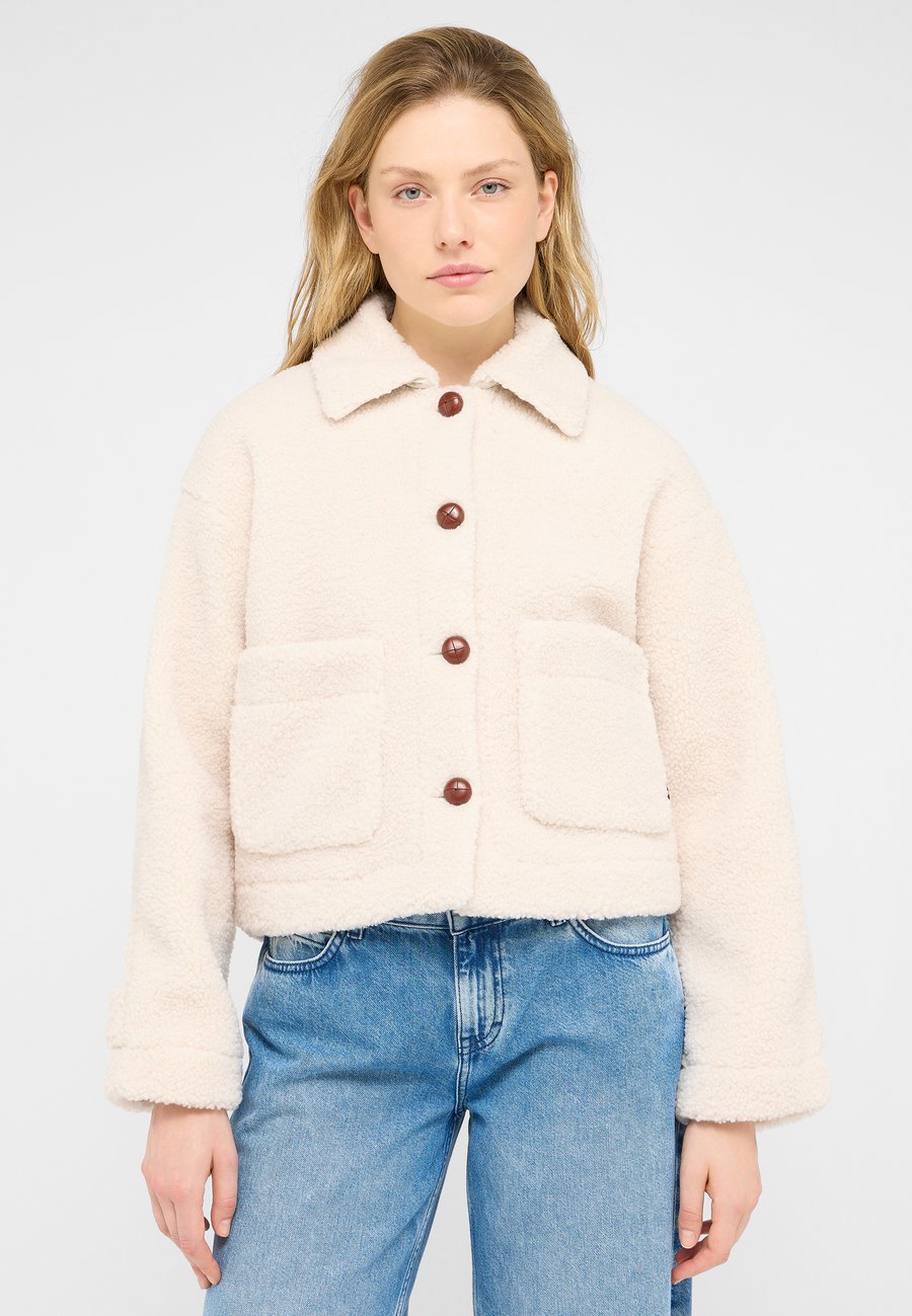 Флисовая куртка Mustang STYLE SHERPA , Weiß/White
Флисовая куртка Mustang STYLE SHERPA , Weiß/White
