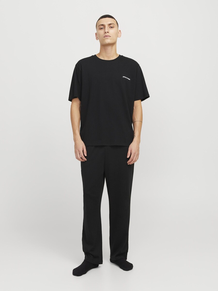 Длинная пижама JACK & JONES, черный
Длинная пижама JACK & JONES, черный