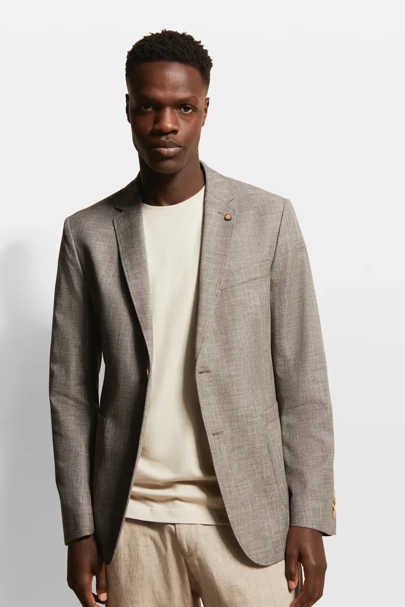 Куртка bugatti с воротником с лацканами, коричневый 
Куртка bugatti с воротником с лацканами, коричневый