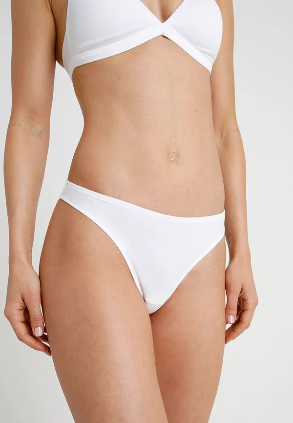 Невидимые стринги Schiesser, Weiß
Невидимые стринги Schiesser, Weiß