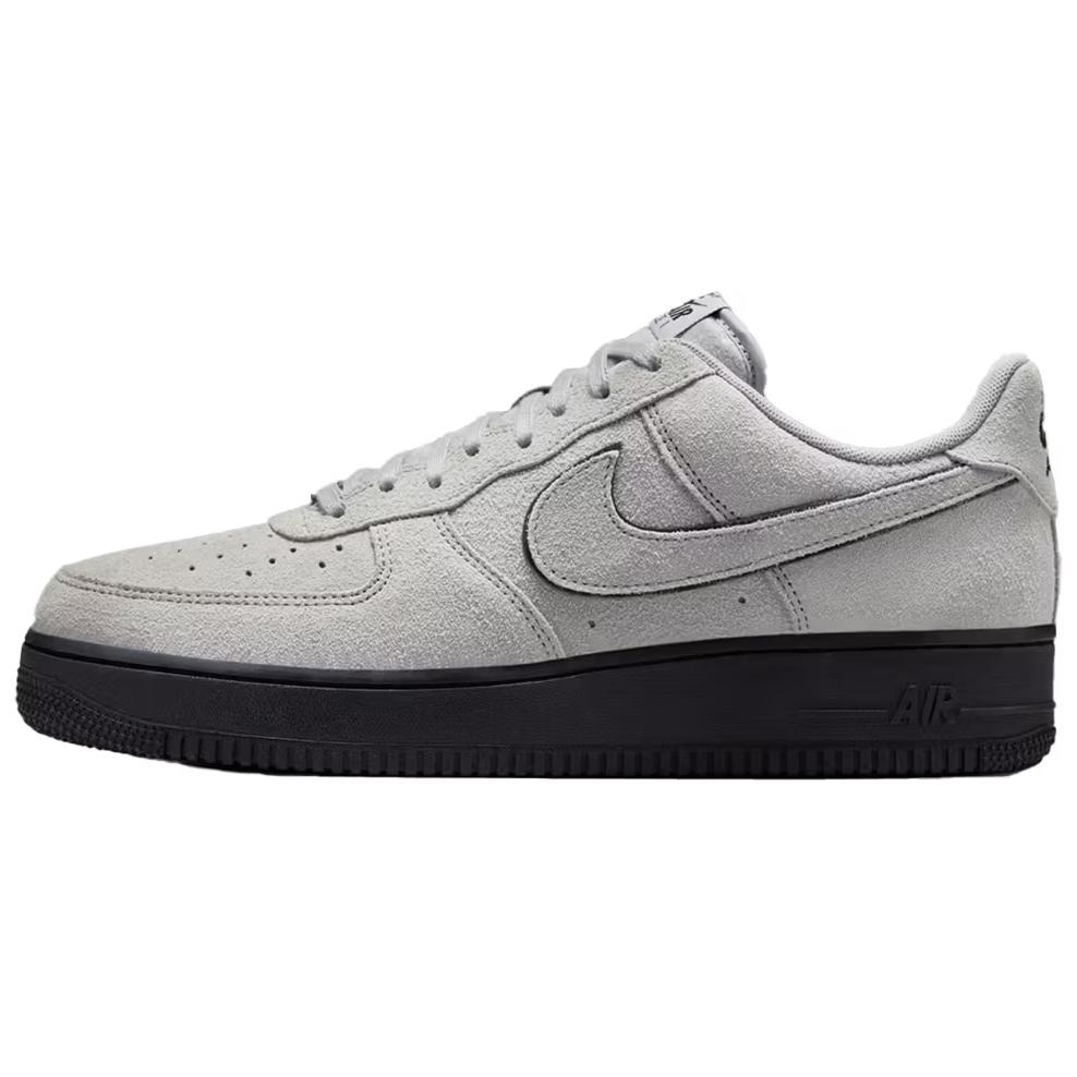 Nike Кроссовки Air Force 1 Low '07 LV8 Light Smoke Grey Suede Black
Nike Кроссовки Air Force 1 Low '07 LV8 Light Smoke Grey Suede Black