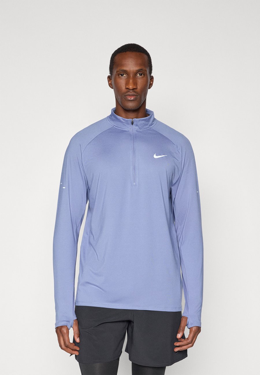 Топ Nike Performance STRIDE MIDLAYER, World Indigo/Dark Blue
Топ Nike Performance STRIDE MIDLAYER, World Indigo/Dark Blue