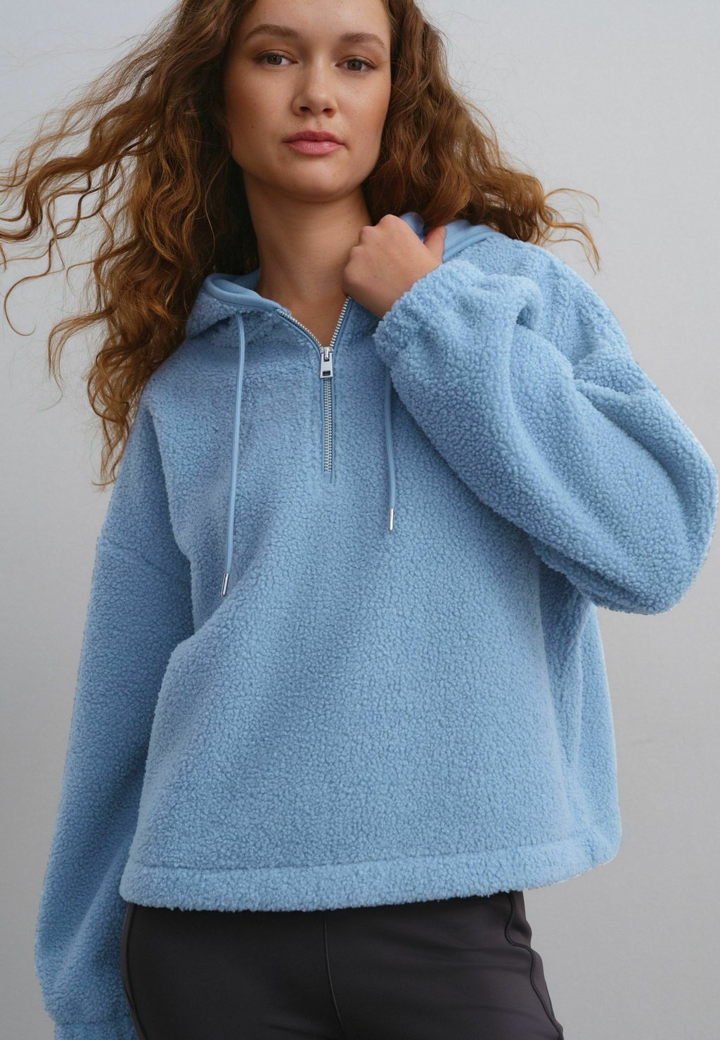 Флисовый джемпер Next, синий
Флисовый джемпер Next, синий