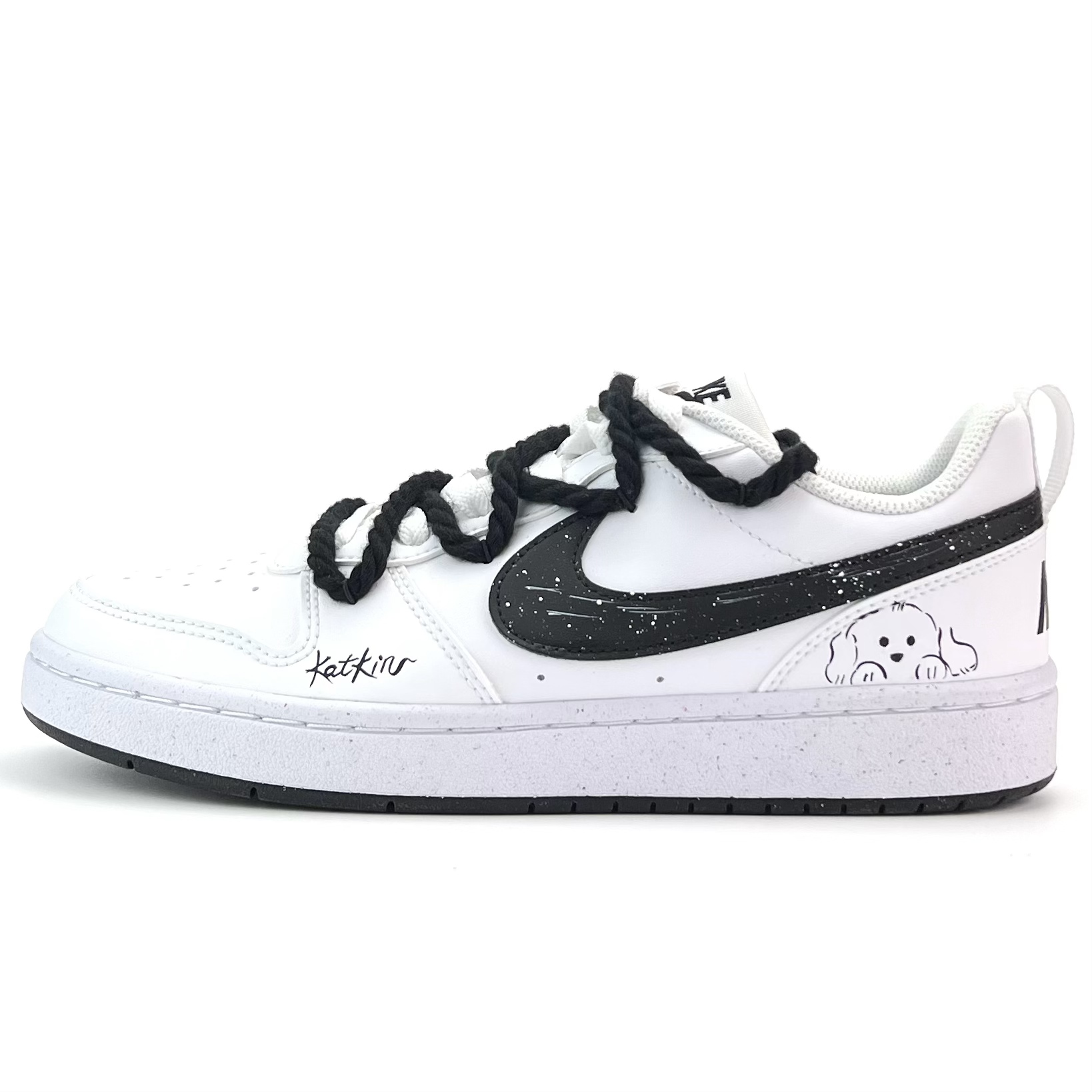 Court Borough Low top детские скейтбординг кроссовки unisex Nike, черный/белый
Court Borough Low top детские скейтбординг кроссовки unisex Nike, черный/белый