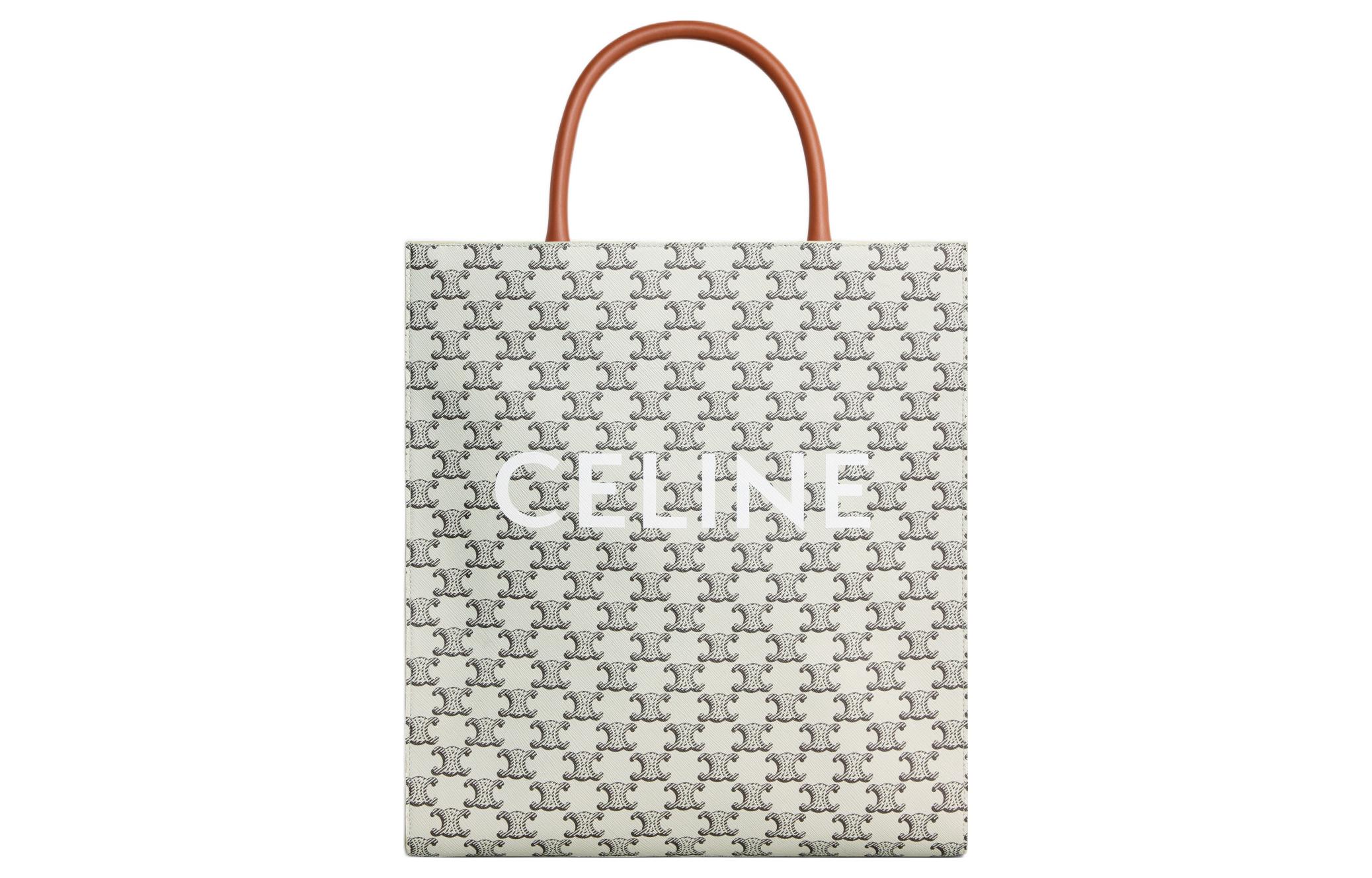 Сумка через плечо среднего размера мужская из ткани и кожи с аппликацией, цвет табак/светло-коричневый CELINE
Сумка через плечо среднего размера мужская из ткани и кожи с аппликацией, цвет табак/светло-коричневый CELINE