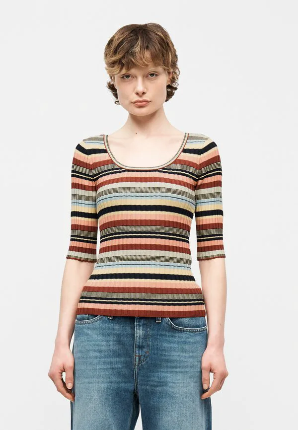 Футболка с принтом гулья Weekend Max Mara, Multi-Colored, Красный, Футболка с принтом гулья Weekend Max Mara, Multi-Colored
Футболка с принтом гулья Weekend Max Mara, Multi-Colored, Красный, Футболка с принтом гулья Weekend Max Mara, Multi-Colored