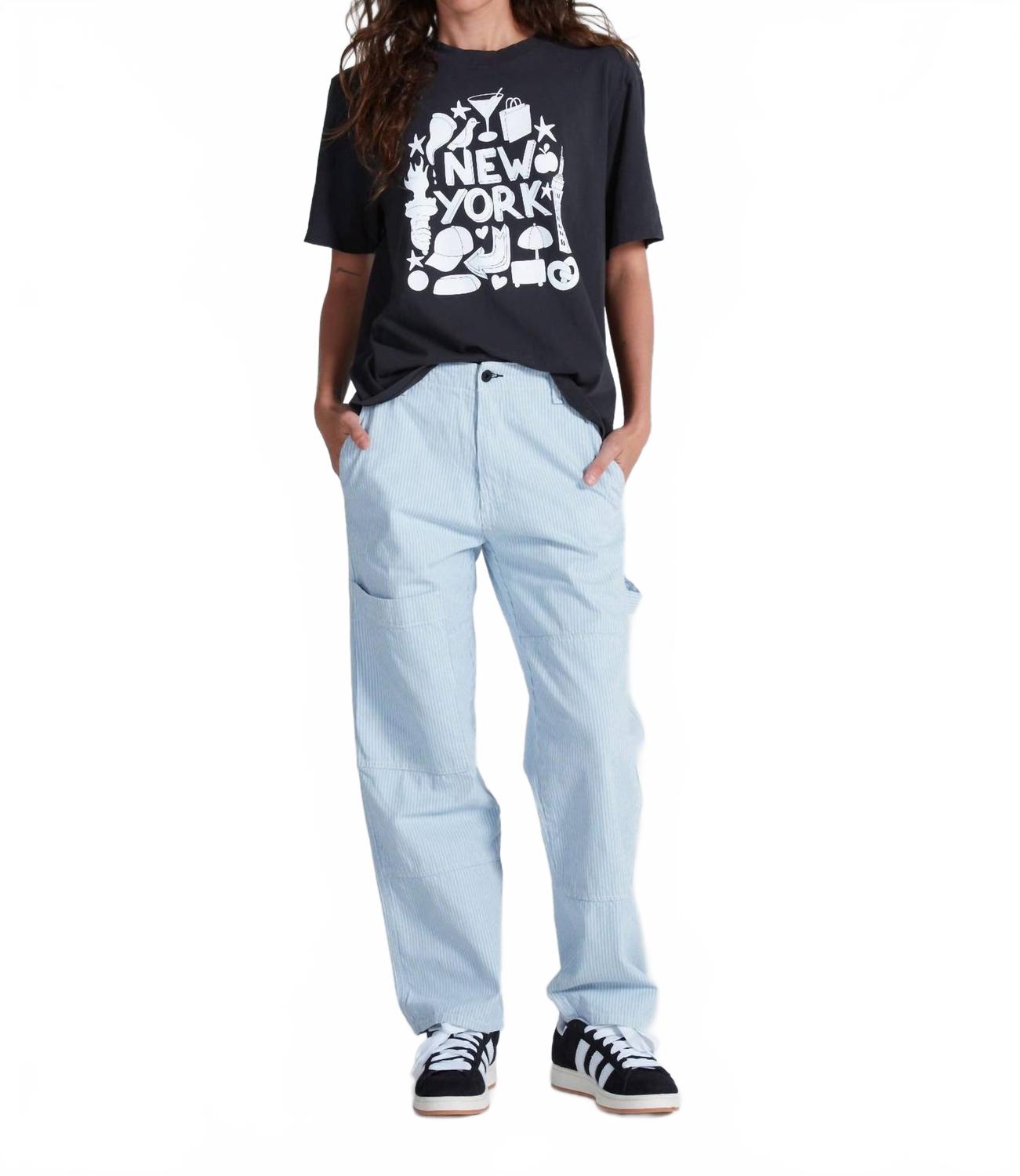 Прямые брюки плотника в синюю полоску ASKK NY
Прямые брюки плотника в синюю полоску ASKK NY