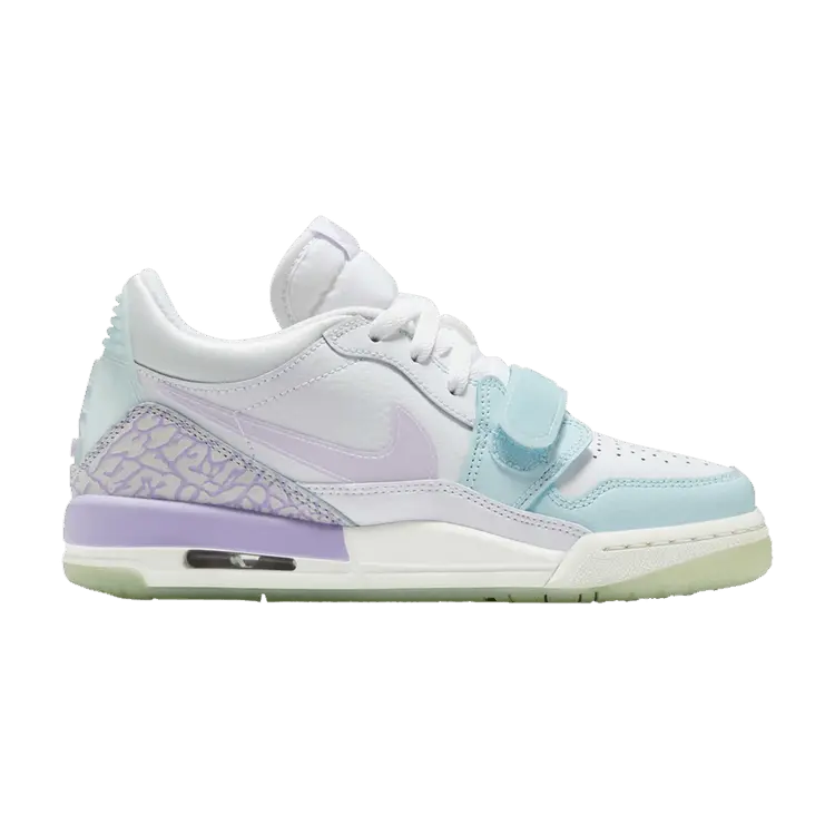 Кроссовки Air Jordan Jordan Legacy 312 Low GS 'Hydrangeas Glacier Blue', белый
Кроссовки Air Jordan Jordan Legacy 312 Low GS 'Hydrangeas Glacier Blue', белый