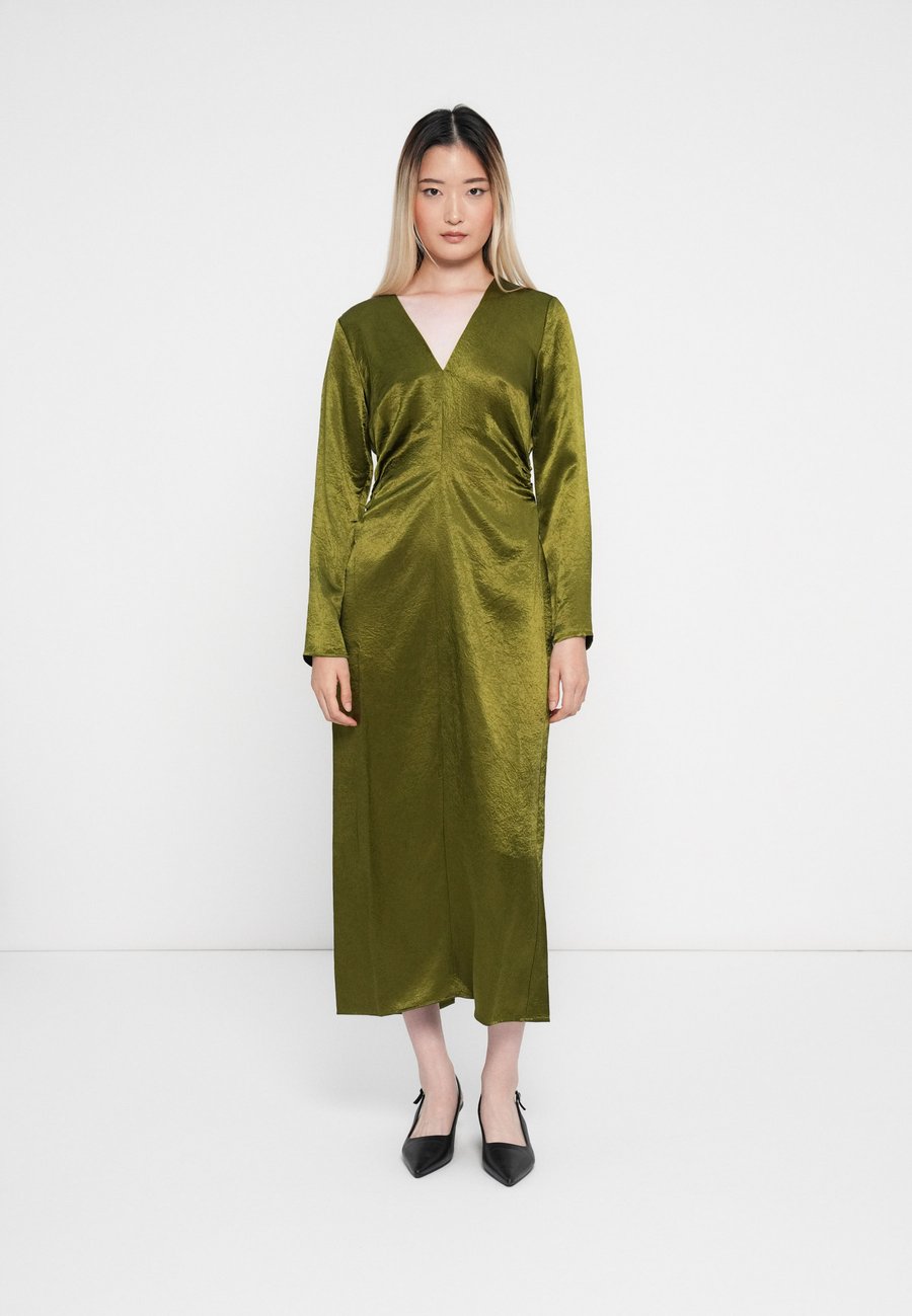 Платье Selected Femme SLFSELENE DRESS, Avocado/Green
Платье Selected Femme SLFSELENE DRESS, Avocado/Green