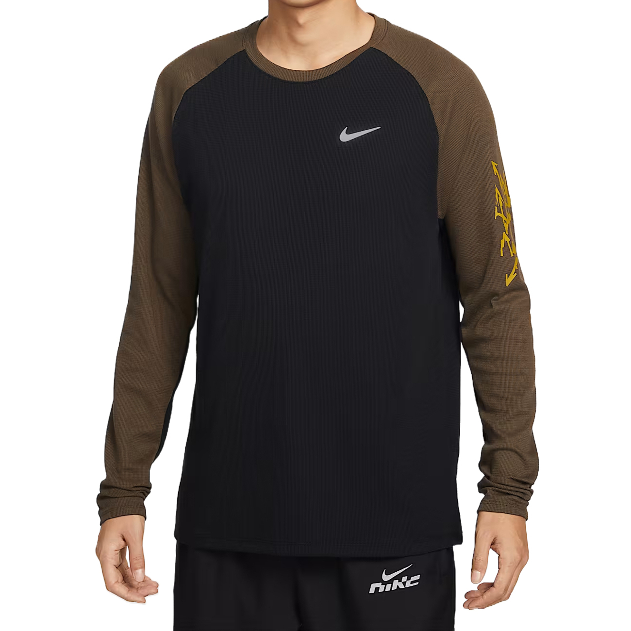 Футболка для бега Dri Fit мужская Nike, темно-коричневый
Футболка для бега Dri Fit мужская Nike, темно-коричневый