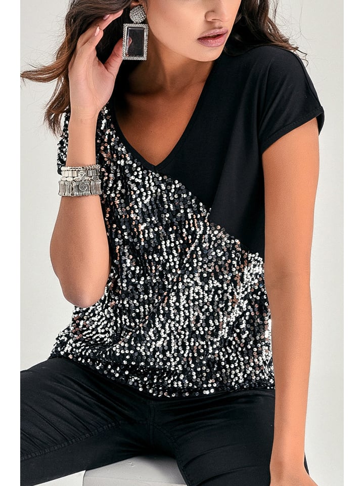 Футболка Milan Kiss, черный/белый
Футболка Milan Kiss, черный/белый