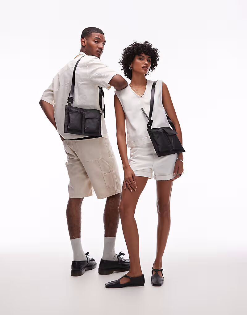 OLEND - The SPU Essentials - Сумка через плечо черного цвета с карманами
OLEND - The SPU Essentials - Сумка через плечо черного цвета с карманами