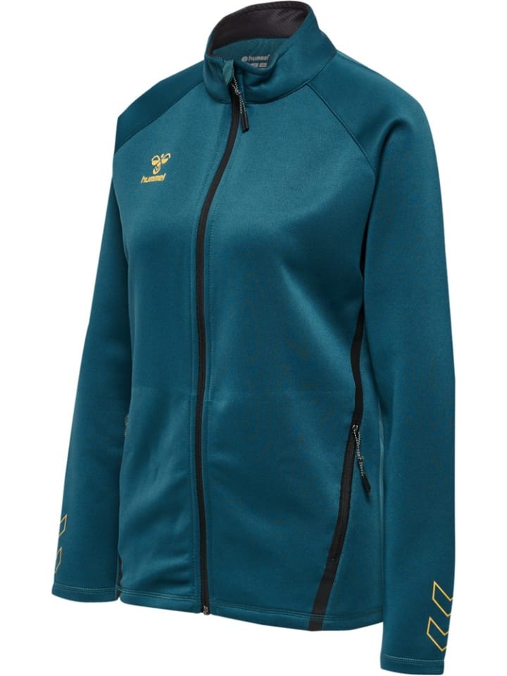 Куртка синего цвета Hummel
Куртка синего цвета Hummel