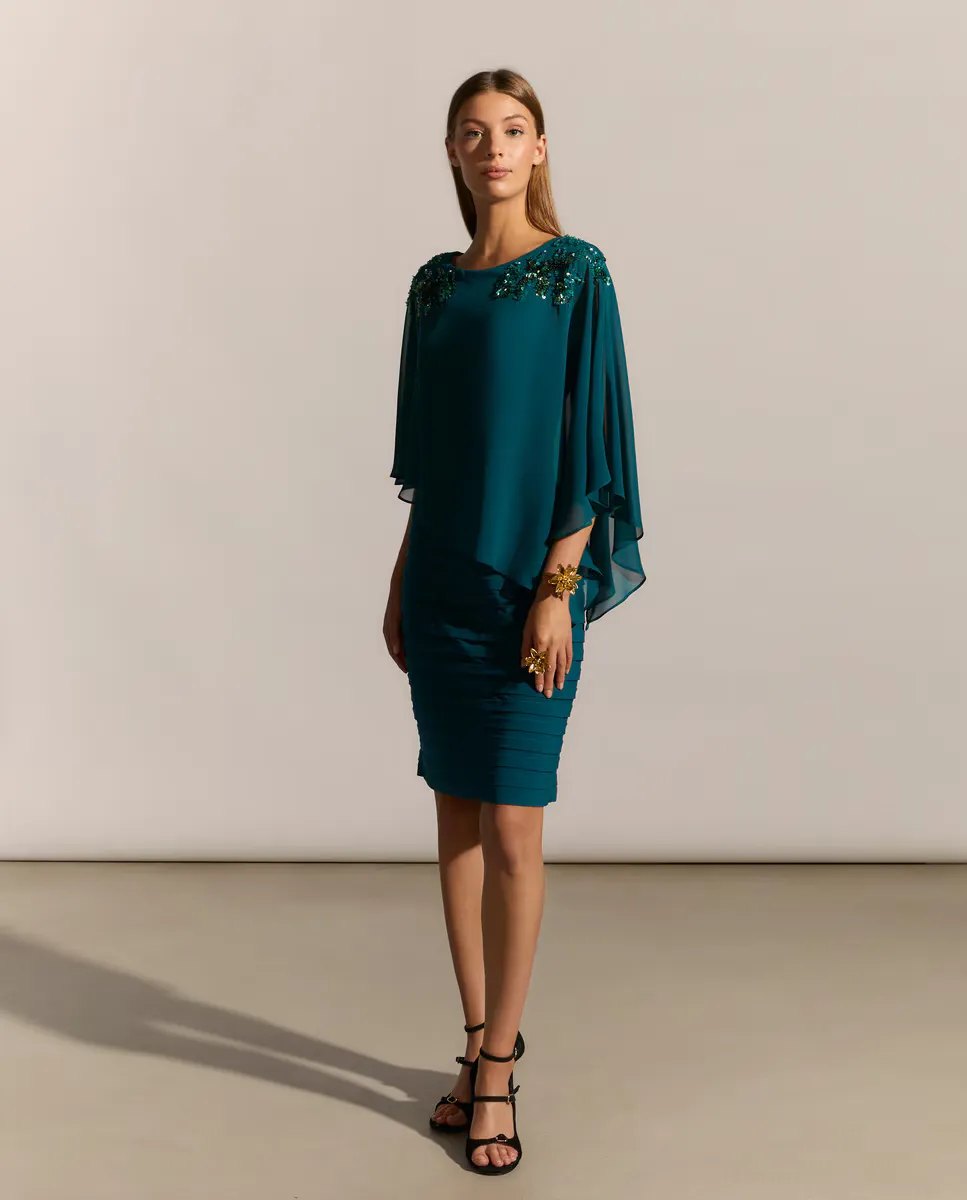 Короткое многослойное платье с завязками Woman Fiesta El Corte Inglés, темно-зеленый
Короткое многослойное платье с завязками Woman Fiesta El Corte Inglés, темно-зеленый