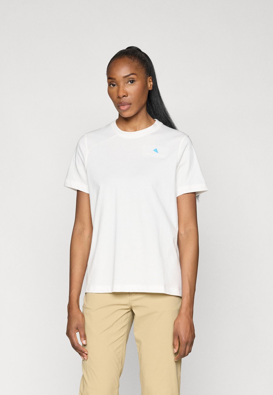 Футболка Klättermusen ROOT LOGO TEE, Snow/White, Белый, Футболка Klättermusen ROOT LOGO TEE, Snow/White
Футболка Klättermusen ROOT LOGO TEE, Snow/White, Белый, Футболка Klättermusen ROOT LOGO TEE, Snow/White