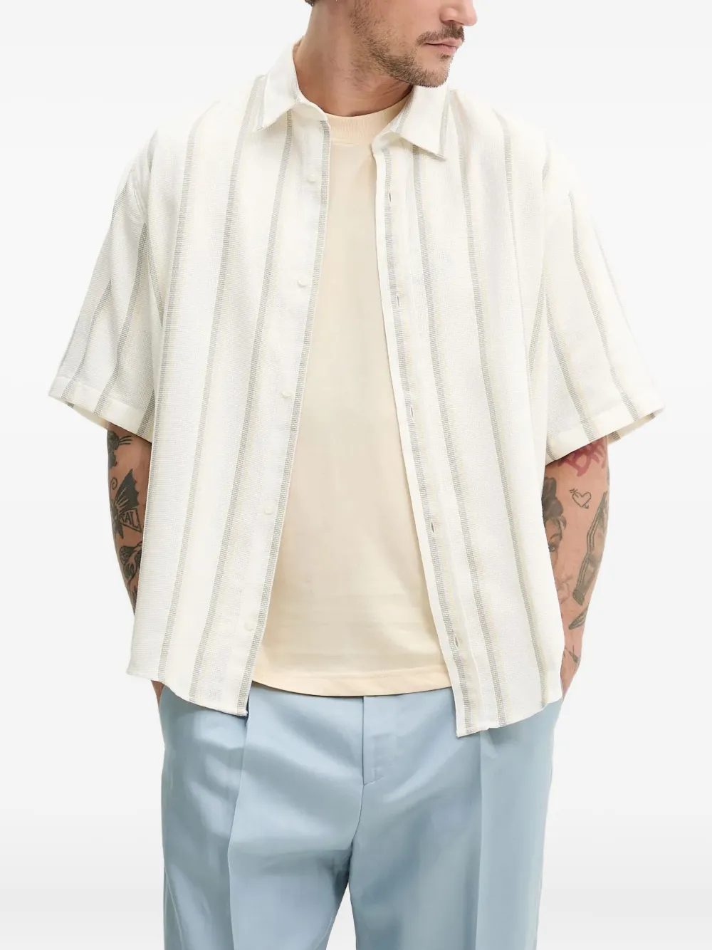 Рубашка в полоску с короткими рукавами HUGO, нейтральный
Рубашка в полоску с короткими рукавами HUGO, нейтральный