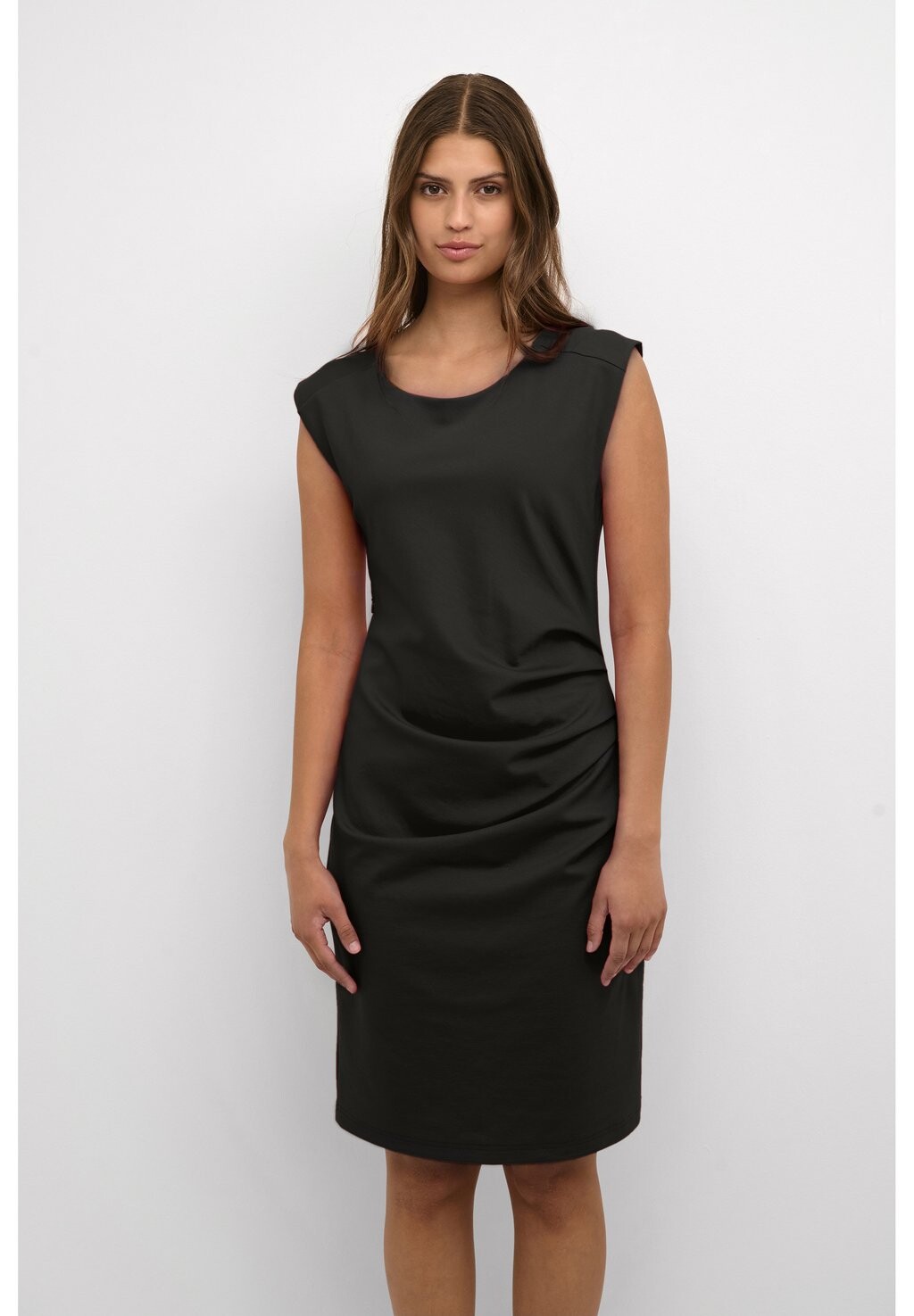 Платье-футляр India Round-Neck Kaffe, цвет black deep
Платье-футляр India Round-Neck Kaffe, цвет black deep