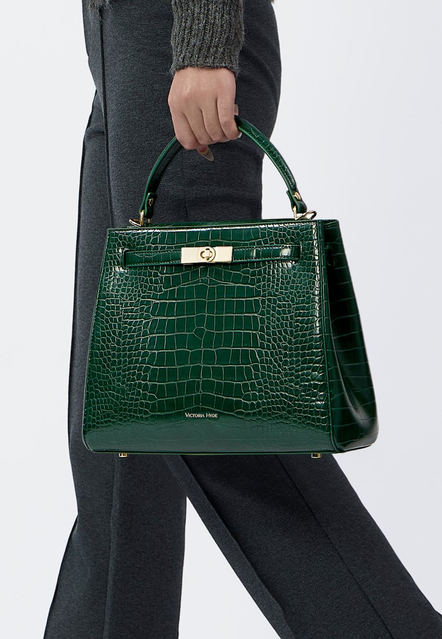 Сумка Victoria Hyde VICTORIA III, Gruen/Green
Сумка Victoria Hyde VICTORIA III, Gruen/Green