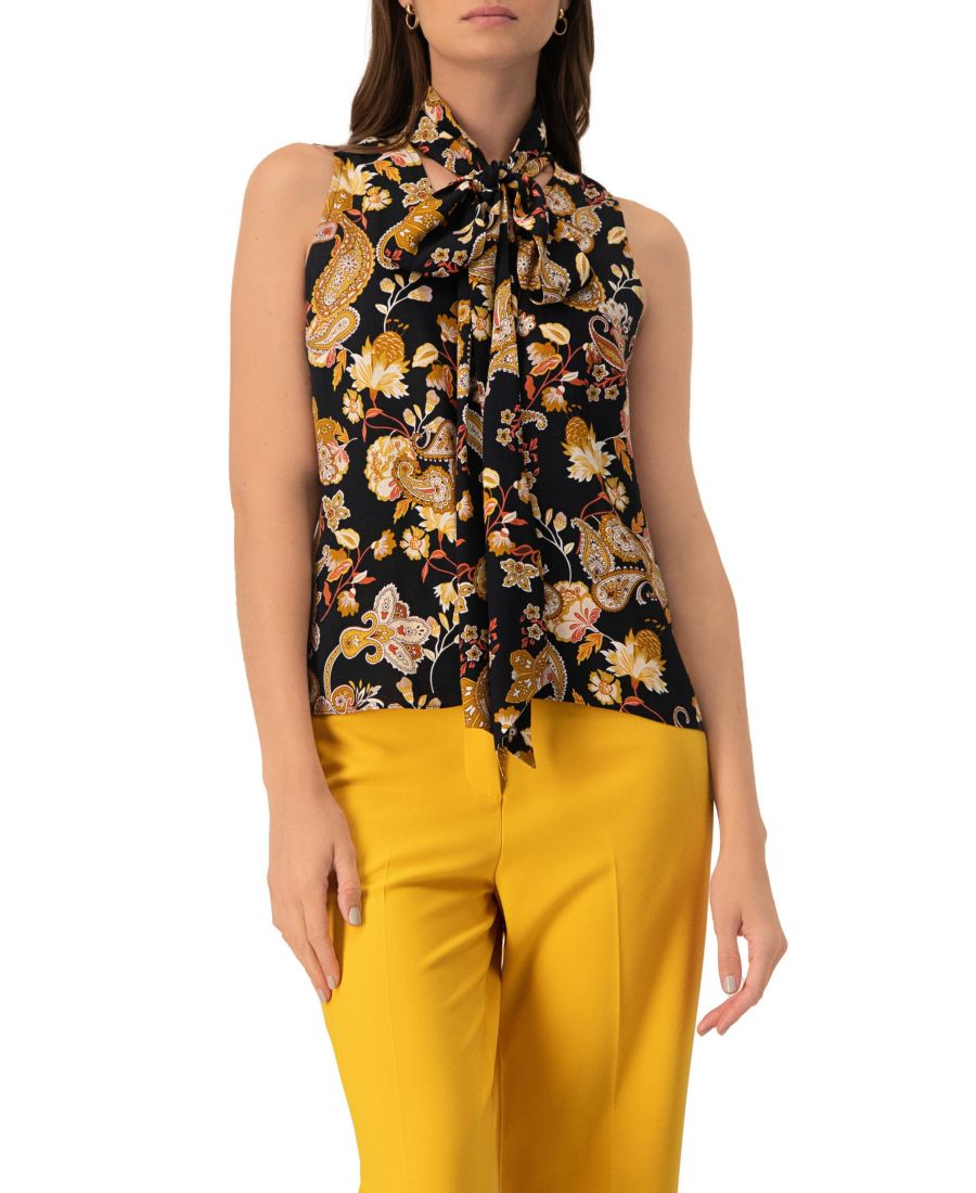 Женская блузка без рукавов с V-образным вырезом и завязками на шее Ivonne, Multicolor
Женская блузка без рукавов с V-образным вырезом и завязками на шее Ivonne, Multicolor