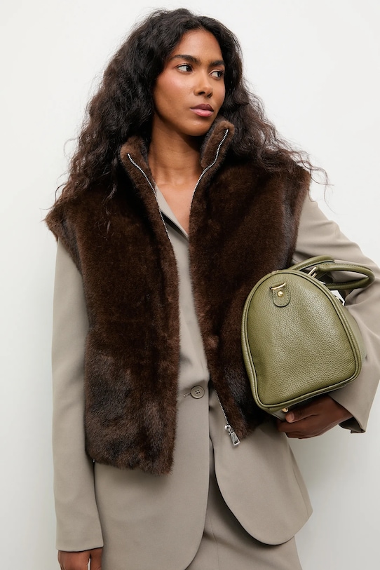 Жилет Answear.Lab, коричневый
Жилет Answear.Lab, коричневый