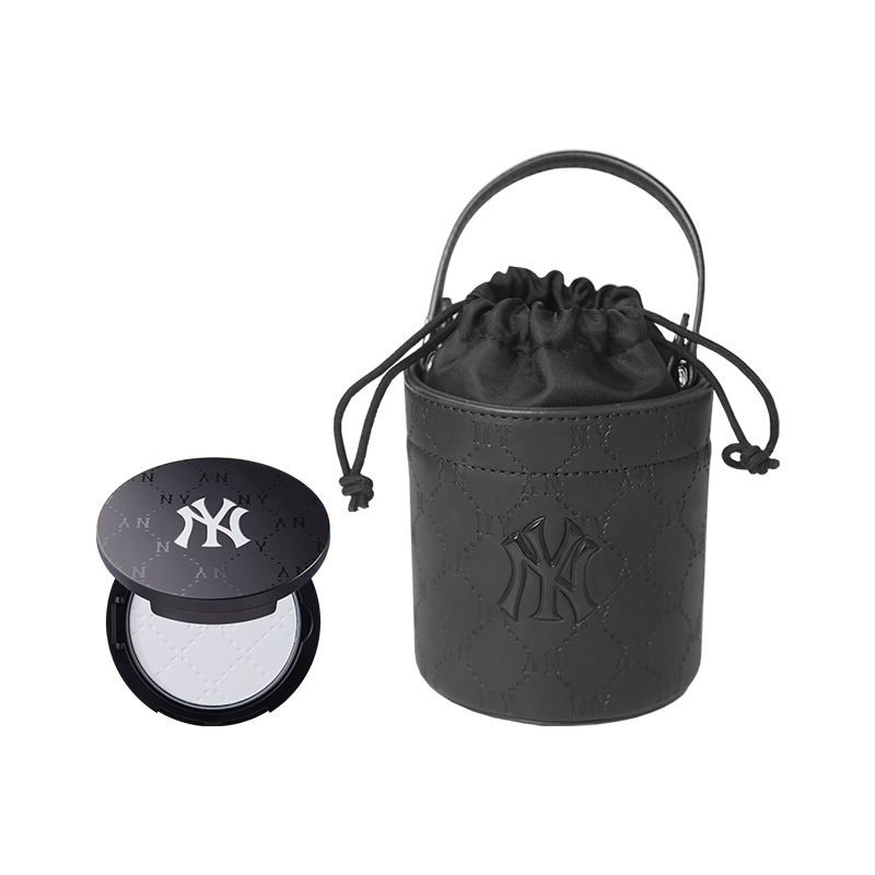 Набор косметики для женщин MLB
Набор косметики для женщин MLB