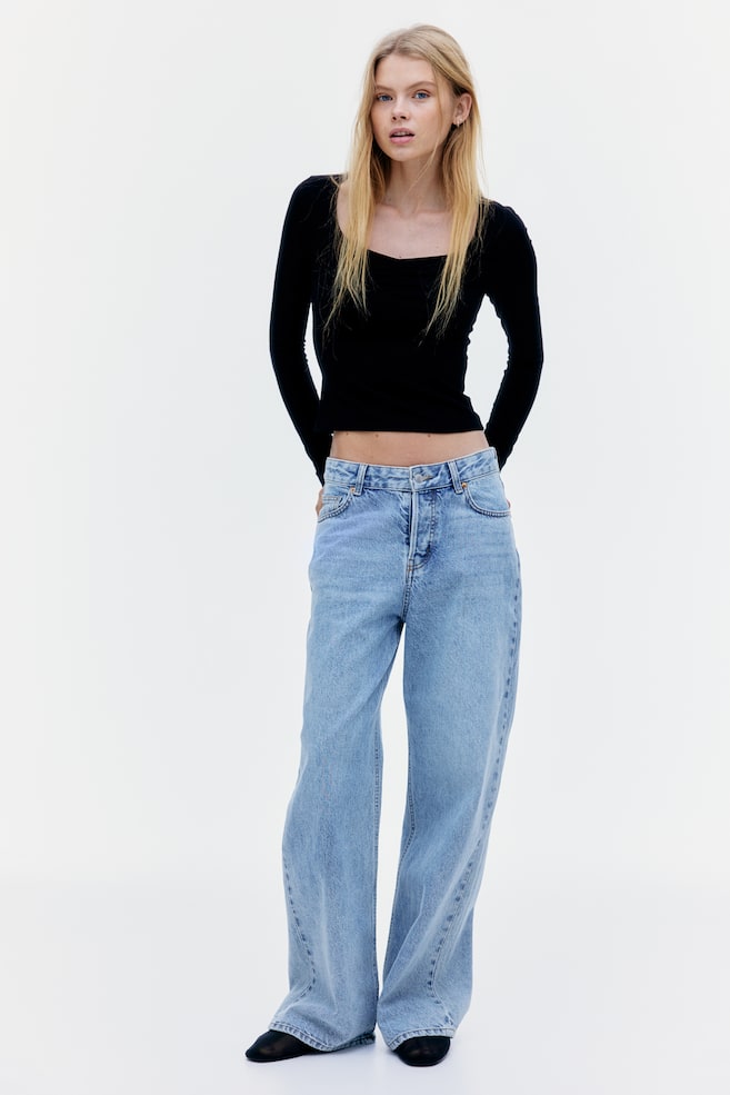 Рубашка с вырезом в форме сердечка H&M, черный
Рубашка с вырезом в форме сердечка H&M, черный