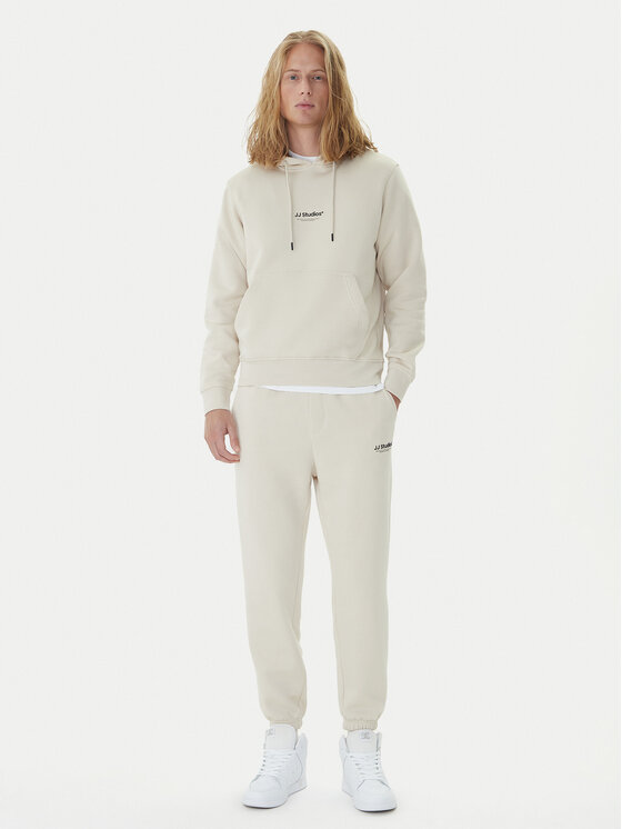 Спортивный костюм relaxed fit Soho 12288673 Jack & Jones, бежевый
Спортивный костюм relaxed fit Soho 12288673 Jack & Jones, бежевый