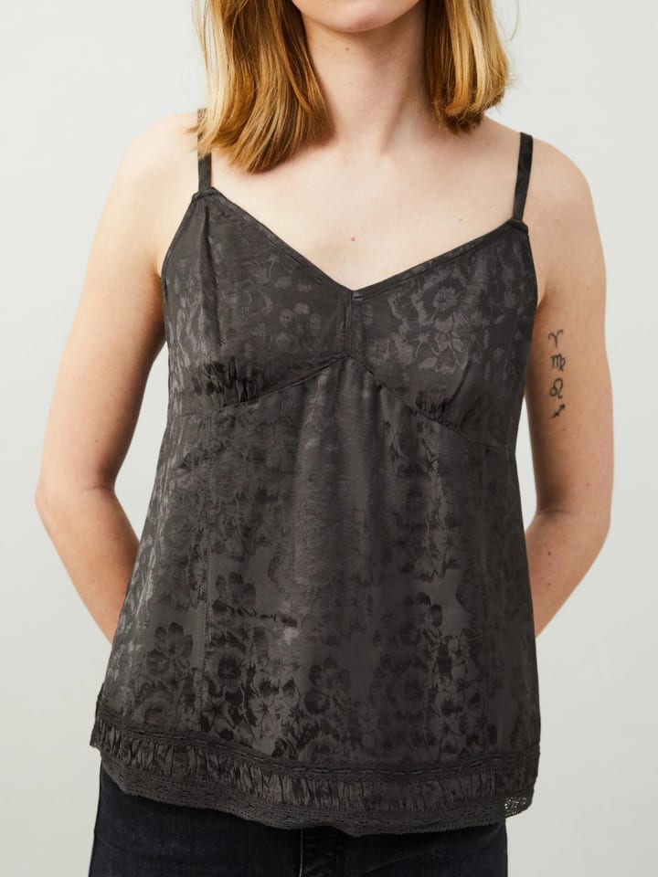 Майка Marley в асфальте Odd Molly
Майка Marley в асфальте Odd Molly