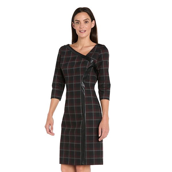 Платье-футляр Petite с отделкой из экокожи R&M Richards
Платье-футляр Petite с отделкой из экокожи R&M Richards