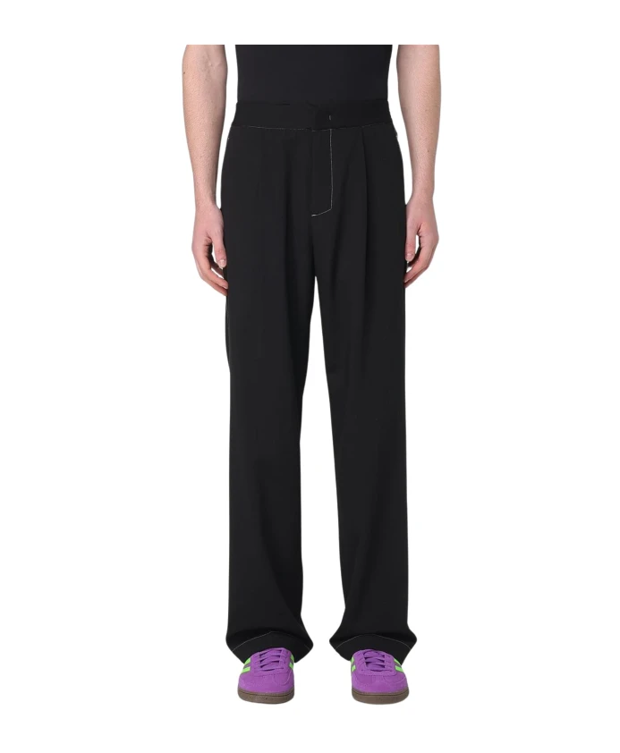 Современные брюки прямого кроя со стильными деталями. Bonsai, черный
Современные брюки прямого кроя со стильными деталями. Bonsai, черный